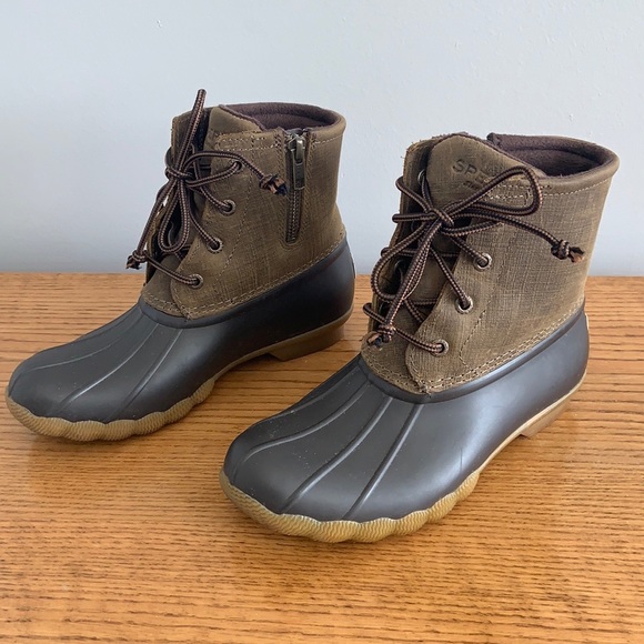 Sperry Shoes - Size 5 Women's Sperry Saltwater Duck Boots STS99729 Brown/Olive